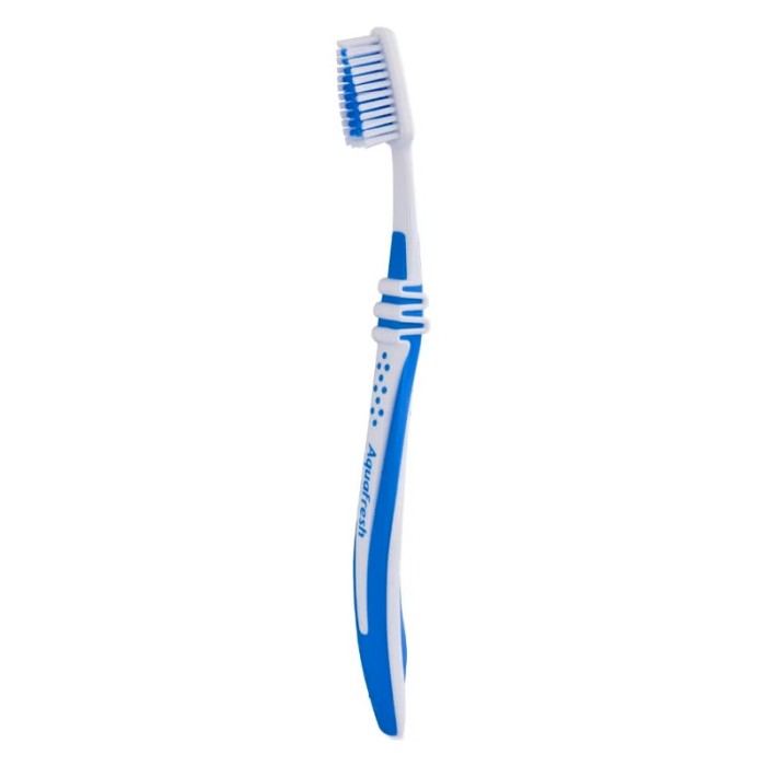 Aqua Fresh Toothbrush Clean & Flex Medium 1's