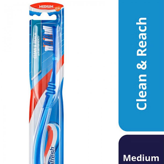Aqua Fresh Toothbrush Clean & Reach Medium (1's)