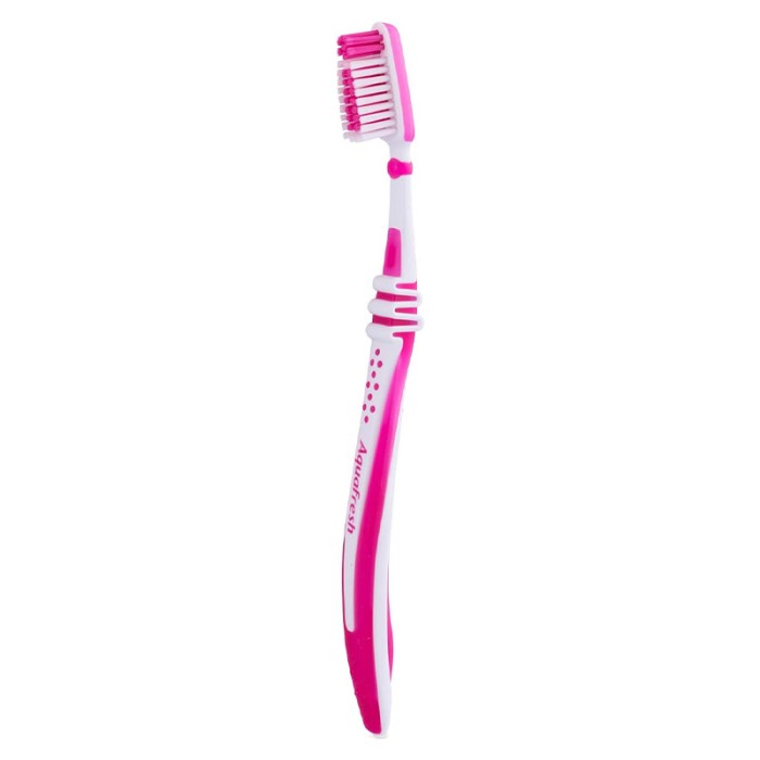 Aqua Fresh Toothbrush Everyday Clean Medium 1's