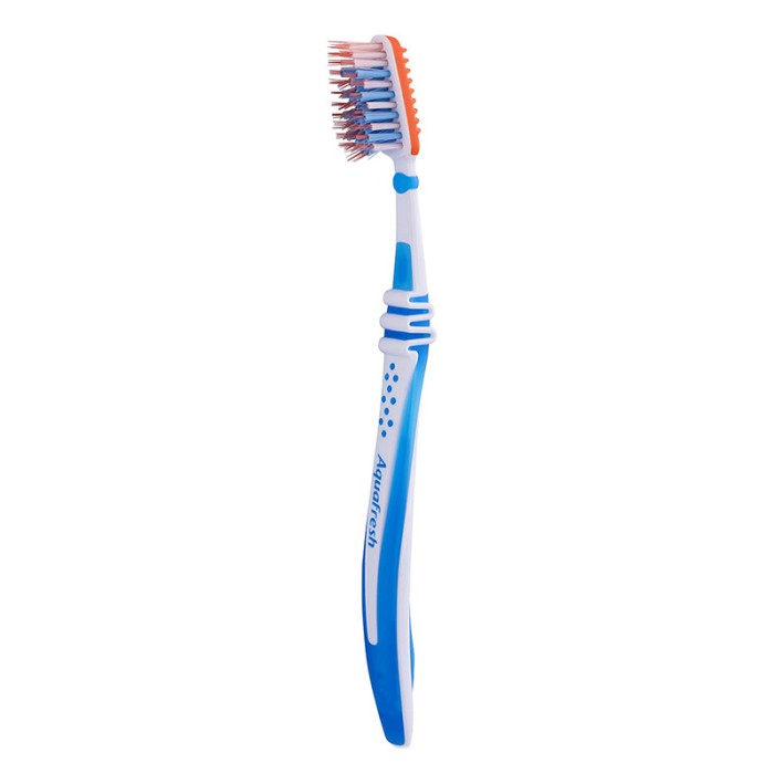 Aqua Fresh Toothbrush Intense Clean Interdental Soft 1's