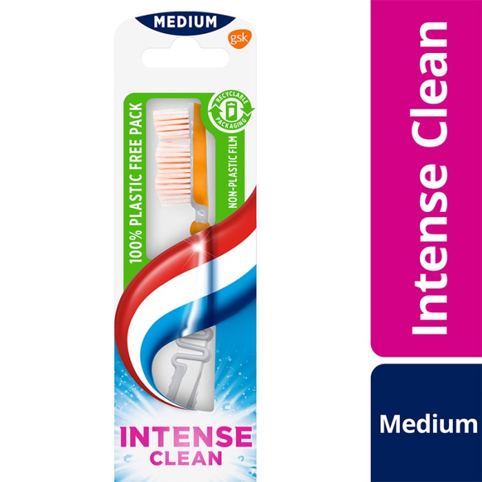 Aqua Fresh Toothbrush Intense Clean Medium (1's)