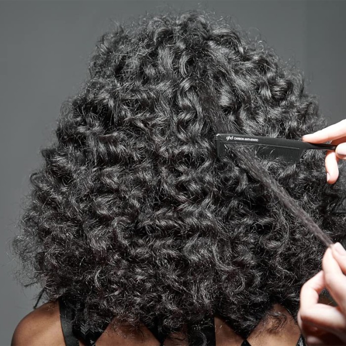 GHD Carbon Tail Hair Comb
