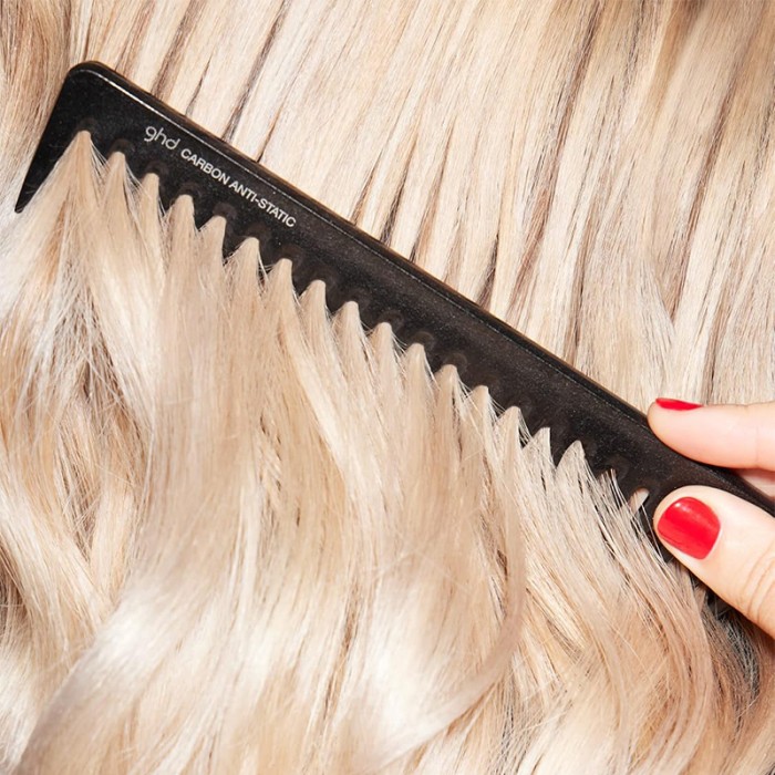 GHD The Comb Out Detangling Comb