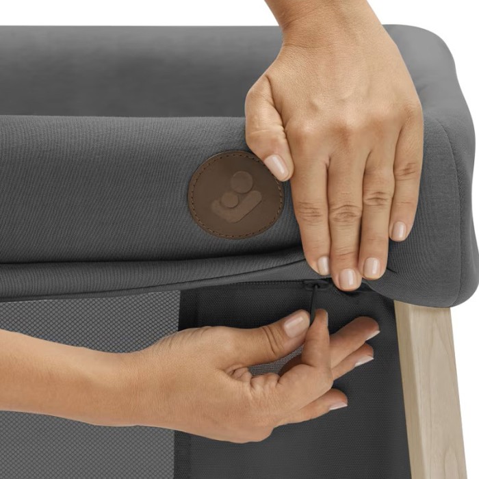 Maxi-Cosi Iris Travel Cot Beyond Graphite Eco