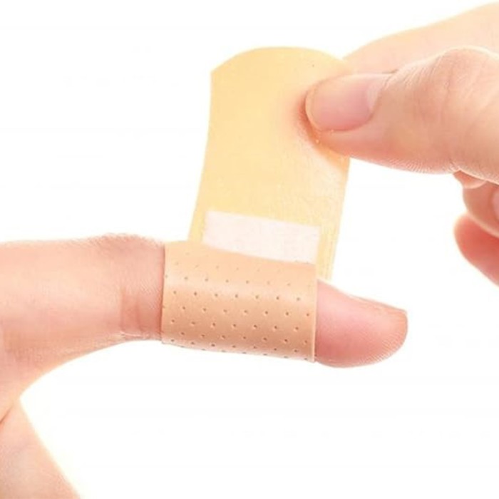 Nexcare Durable Fabric Plasters, Assorted, 30/Pack