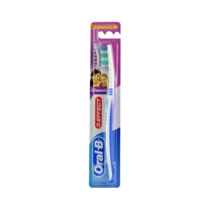 Oral-B 3 Effect Classic, 40, Medium Assorted Colors