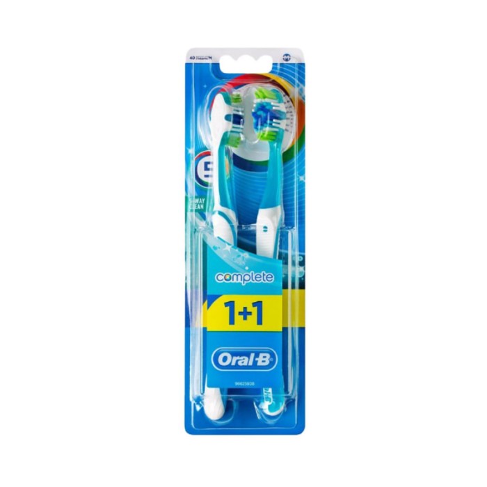 Oral-B Complete 5 way Clean, 40, Medium, 1+1 Pack - Assorted