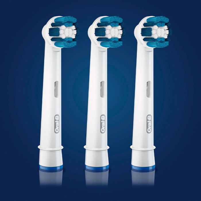 Oral B Precision Clean FlexiSoft Replacement Brush Heads, Pack of 3