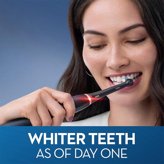 Oral B PRO 3 3000 Oral B Power Toothbrush Black With Travel Case