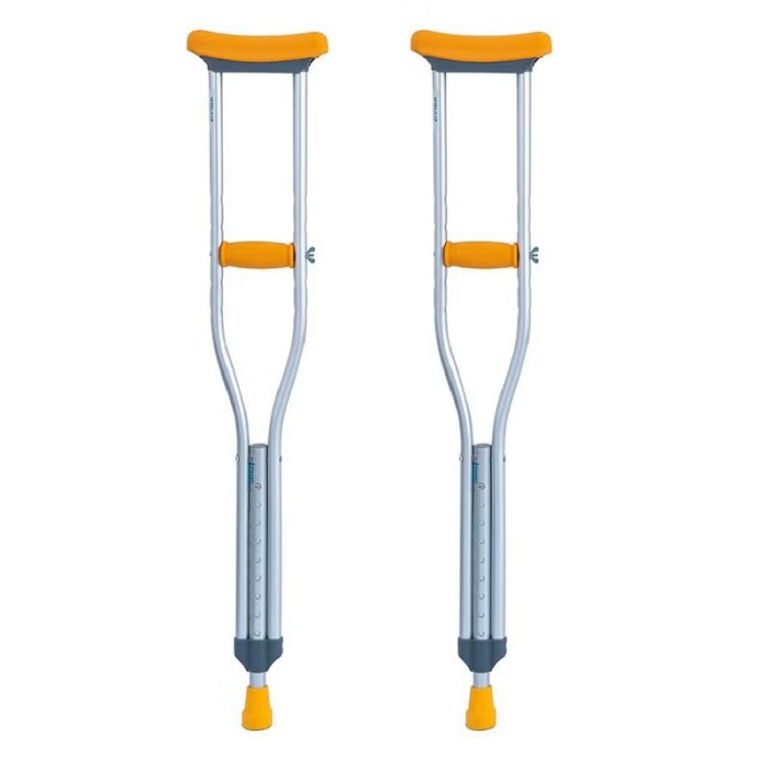 WOLAID Lightweight Walking Underarm One Pair Of Medium Crutches