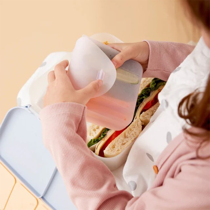 b.box Silicone Sandwich Pocket Reusable Pouch for Lunchbox, Berry